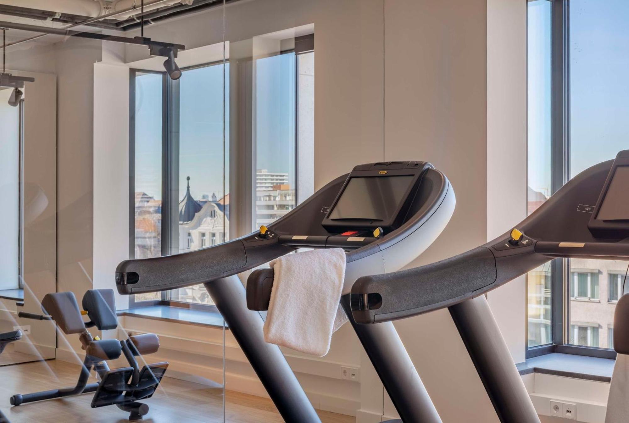 Andaz Munich Schwabinger Tor, By Hyatt Hotel Ngoại thất bức ảnh The gym at the hotel